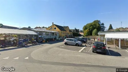 Erhvervslejemål til salg i Jægerspris - Foto fra Google Street View