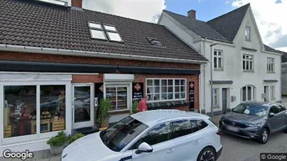 Erhvervslejemål til salg i Give - Foto fra Google Street View