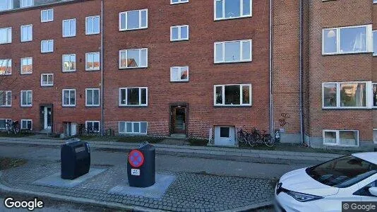 Erhvervslejemål til salg i Århus N - Foto fra Google Street View