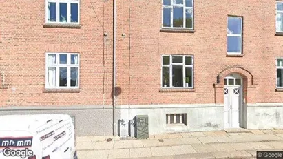 Boligudlejningsejendomme til salg i Randers C - Foto fra Google Street View